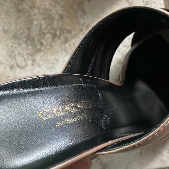 Gucci Leather 'Webby' Crossover Mules - Picture 6 of 15